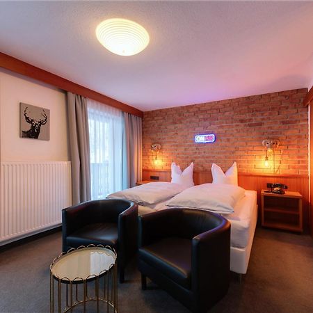 سانكت أنتون ام ارلبرغ Hotel Pension Kirchplatz المظهر الخارجي الصورة