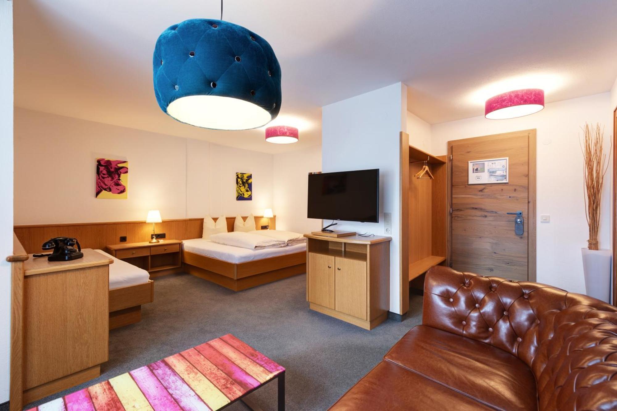 سانكت أنتون ام ارلبرغ Hotel Pension Kirchplatz المظهر الخارجي الصورة