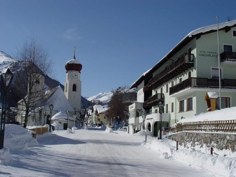 سانكت أنتون ام ارلبرغ Hotel Pension Kirchplatz المظهر الخارجي الصورة