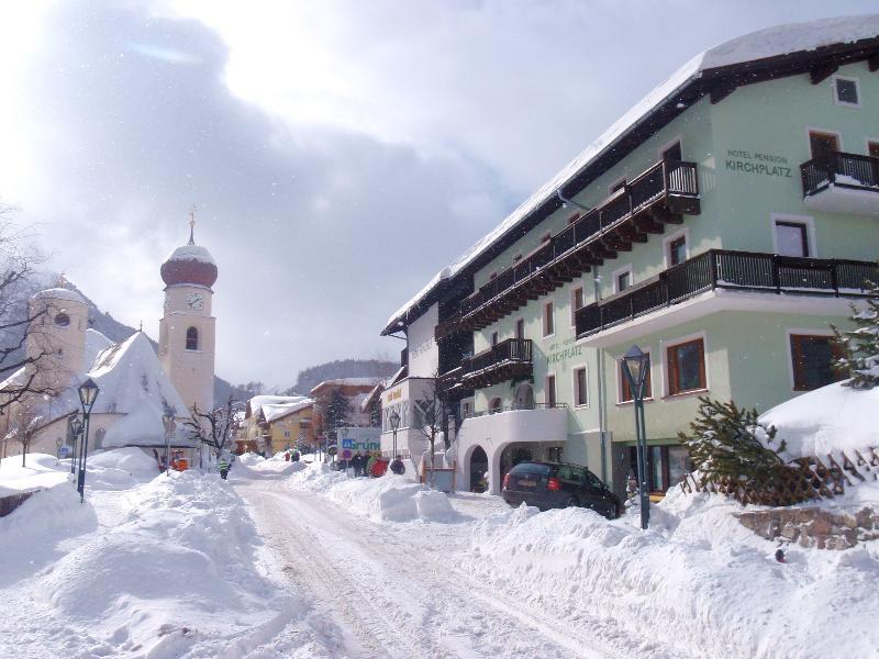 سانكت أنتون ام ارلبرغ Hotel Pension Kirchplatz المظهر الخارجي الصورة